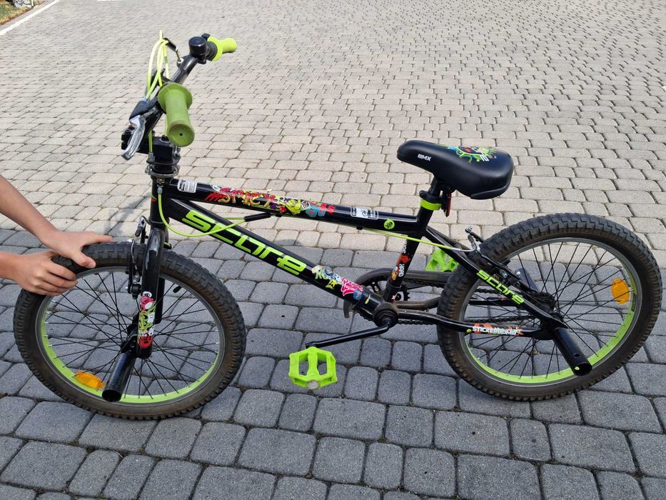 Rower BMX z pegami koła 20