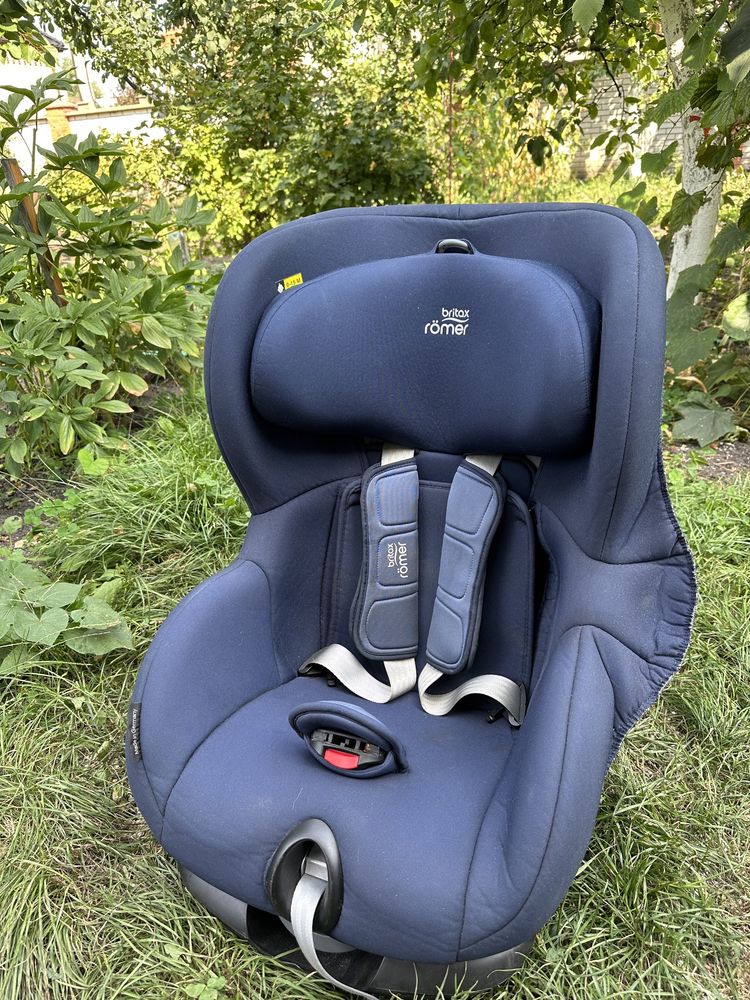 Автокрісло Britax Romer Isofix