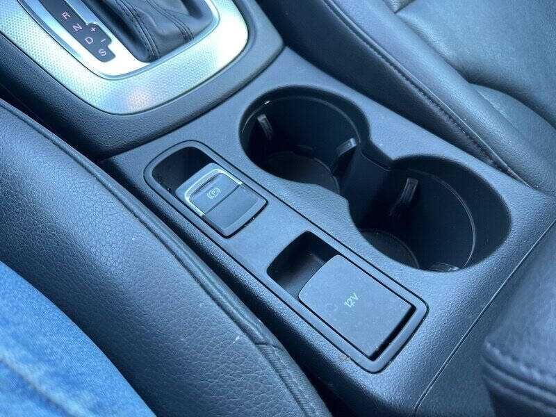2016   Audi   Q3