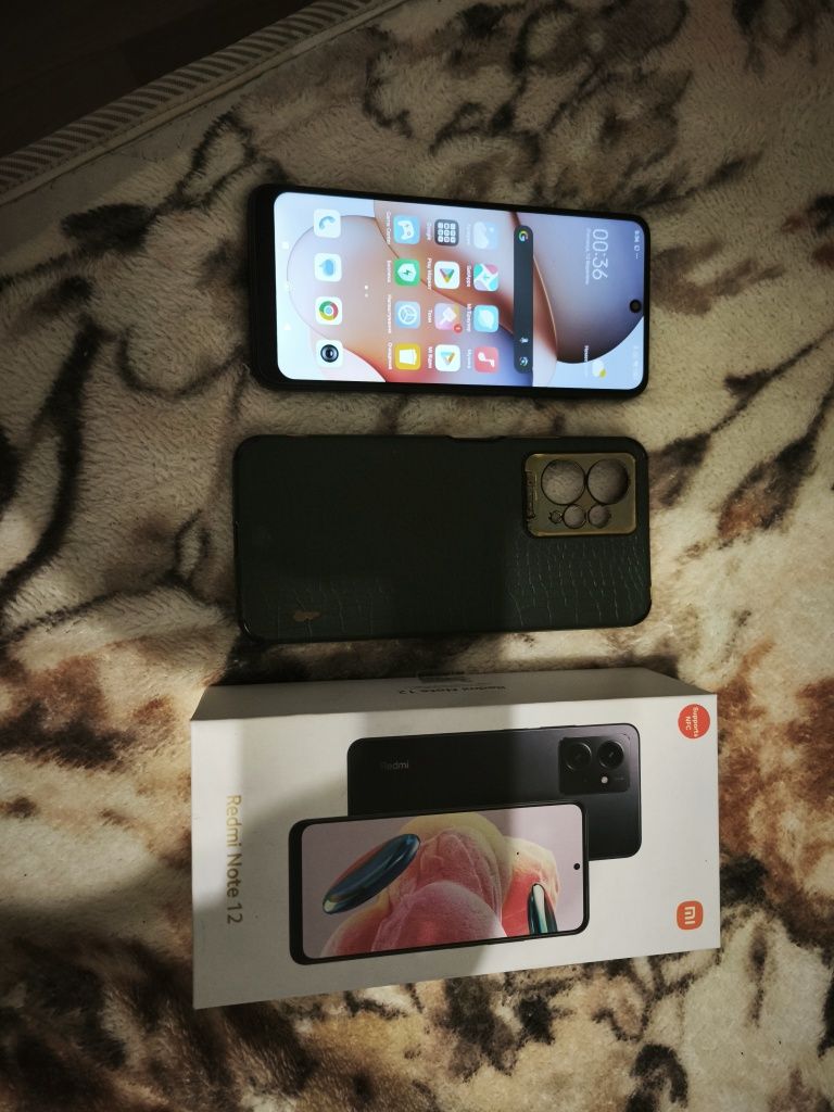 Продам Redmi note 12 8/256