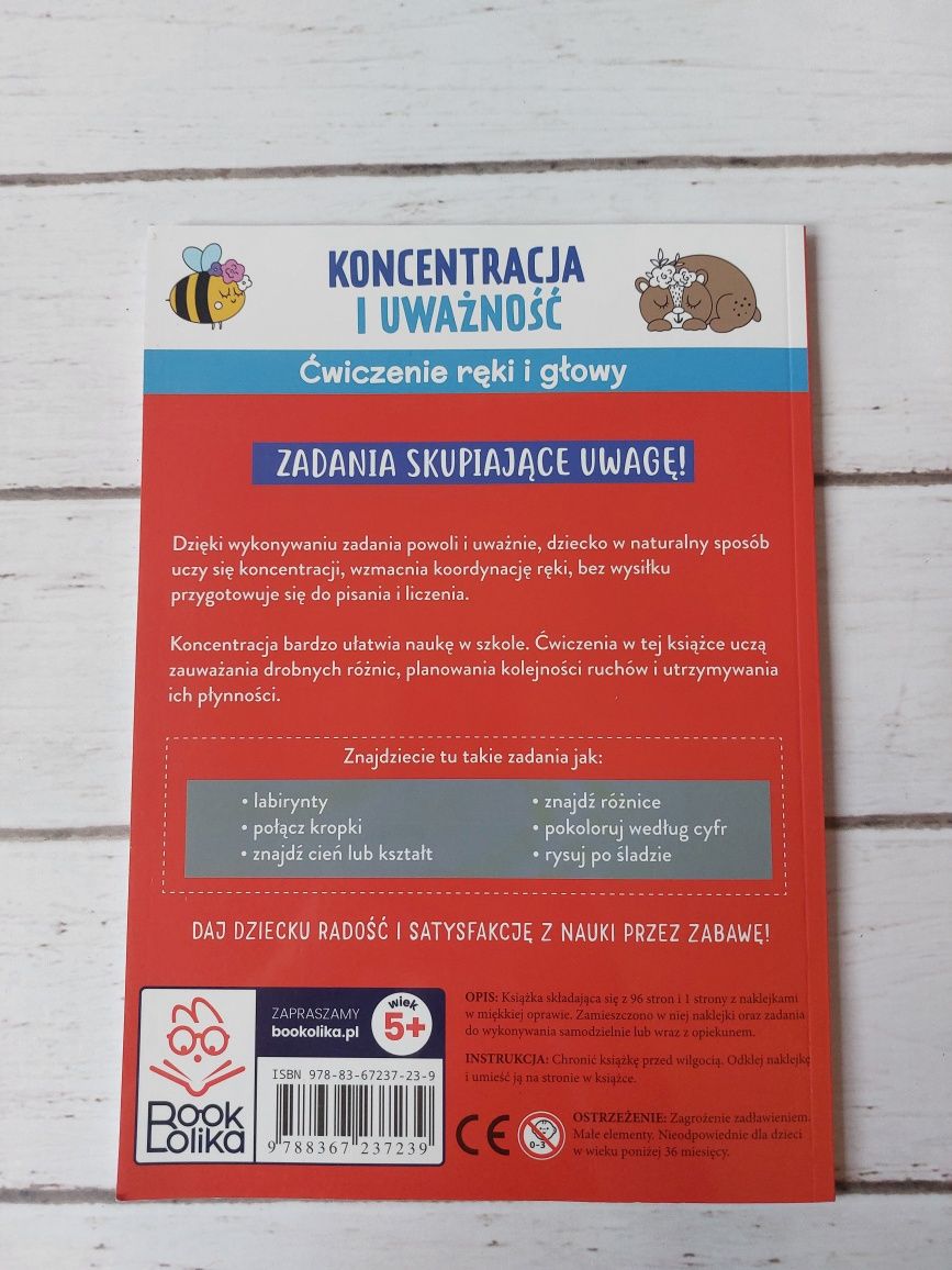 Koncentracja i uważność to książka zawierająca ćwiczenia ręki i głowy