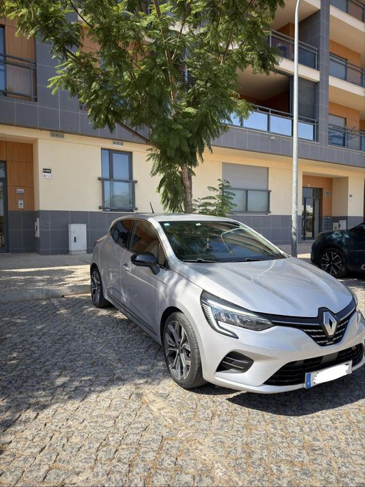 Renault Clio 1.0 Exclusive 2021 – Muito bom estado