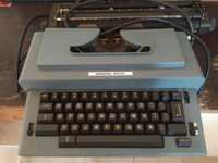 Máquina escrever eletrica Antares 8500 C