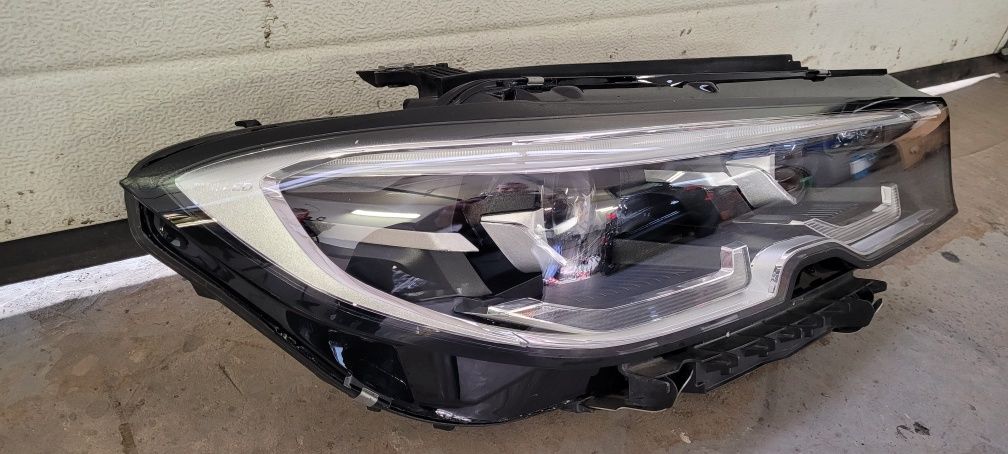 BMW 3 G20 lampa prawa przednia Full Led