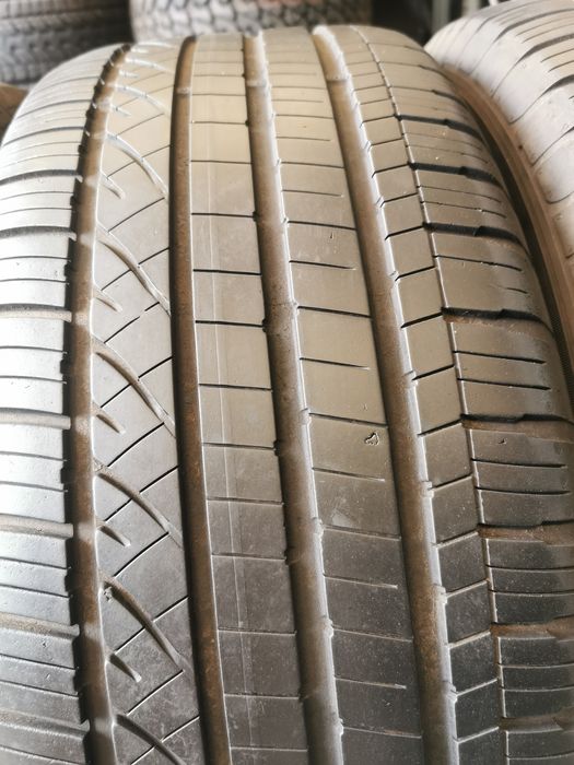 Komplet opon 255/60R17 106V Dunlop Grandtrak Touring A/S z 2017rok