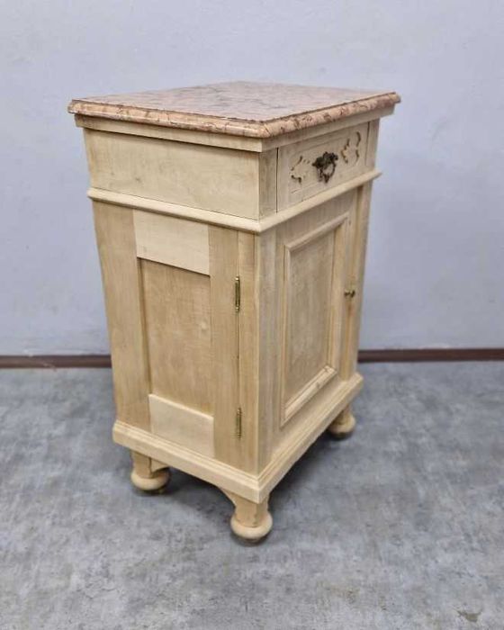 Dębowa Szafka Secesyjna z Kamiennym Blatem AntykiMarki.pl