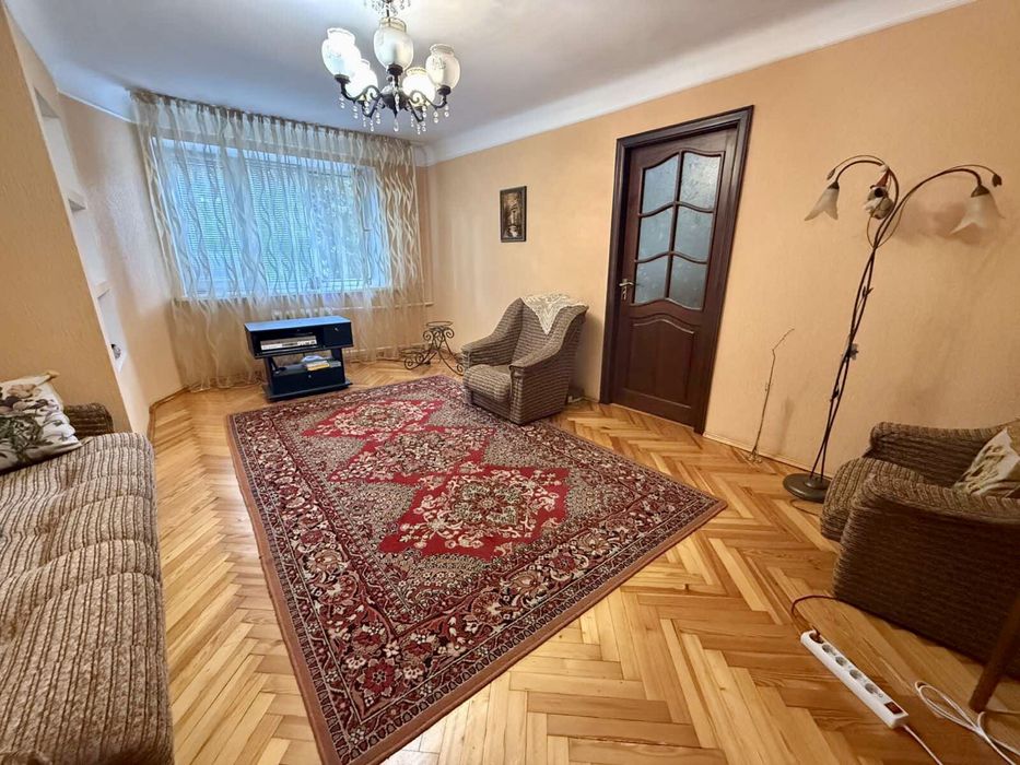 Продається 3 кімнатна квартира вул Проспект Миру