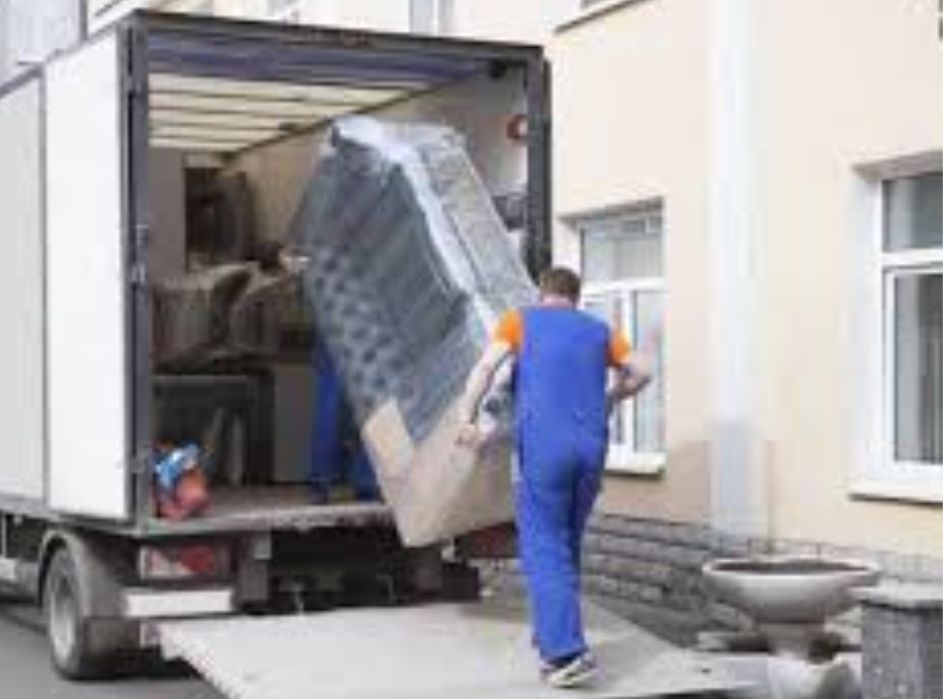 Грузчики сильные, и трезвые!