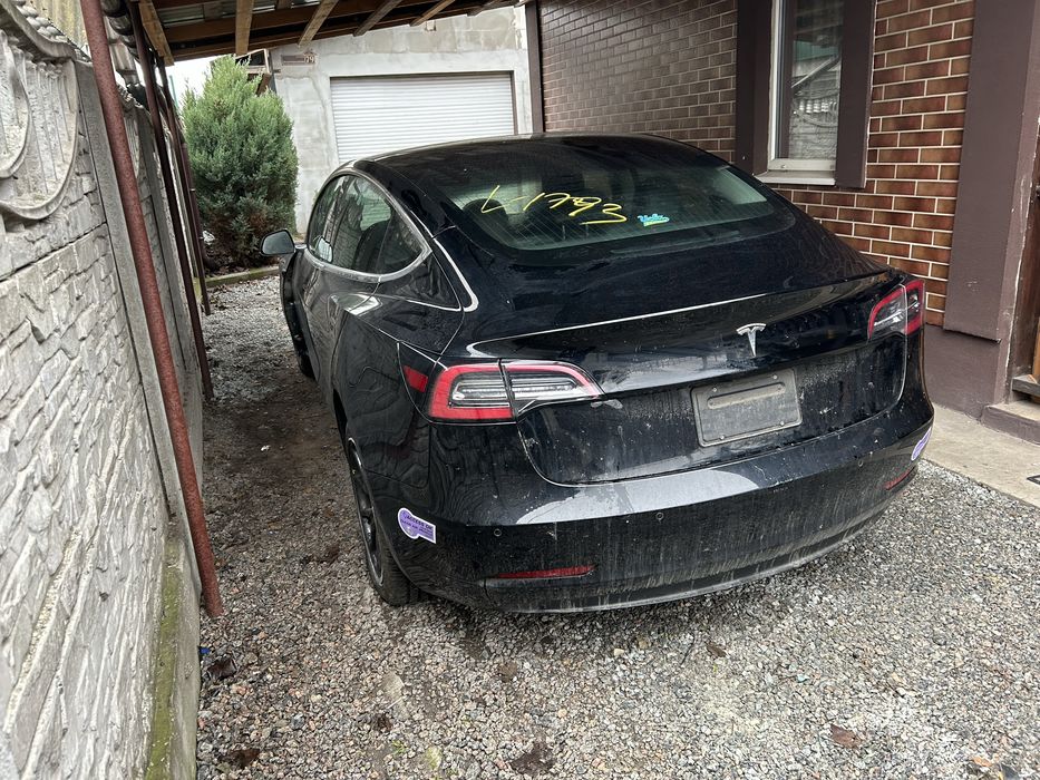 Тесла Модель 3 2019г