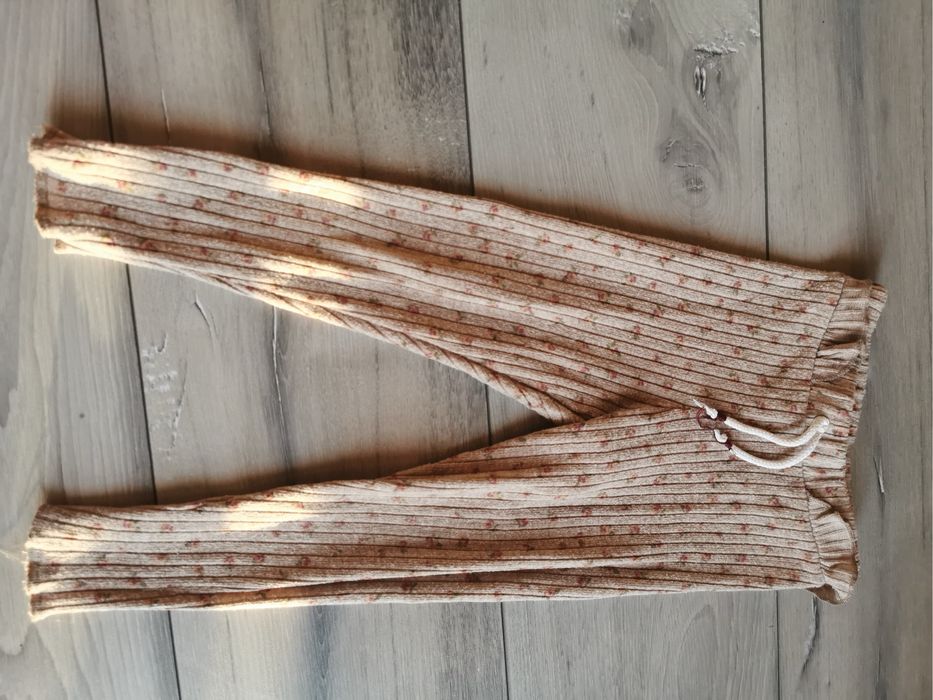 Legginsy rozmiar 104 Zara