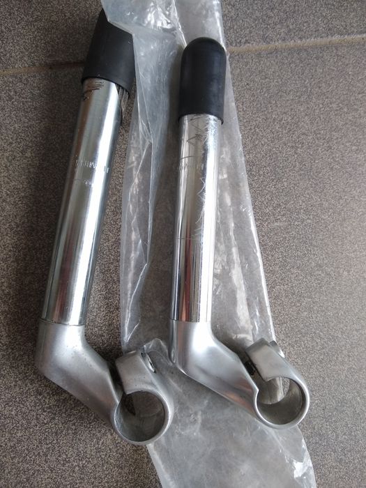 Wspornik kierownicy klasyczny 1 szt)