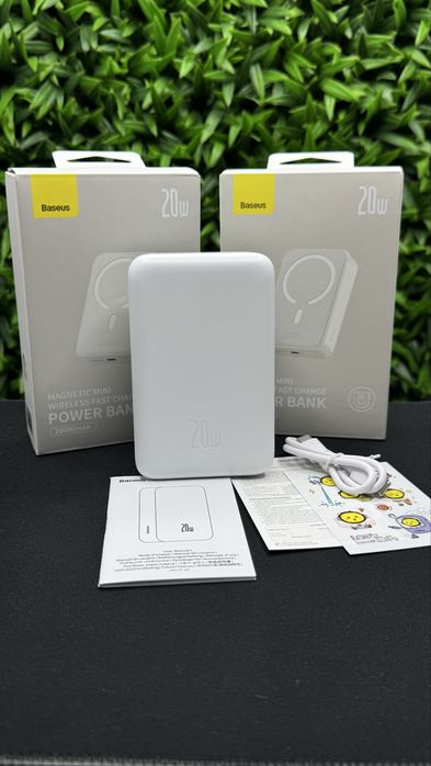 Оригінальний павербанк Базеус з бездротовою зарядкою Магсейф 20000 mAh