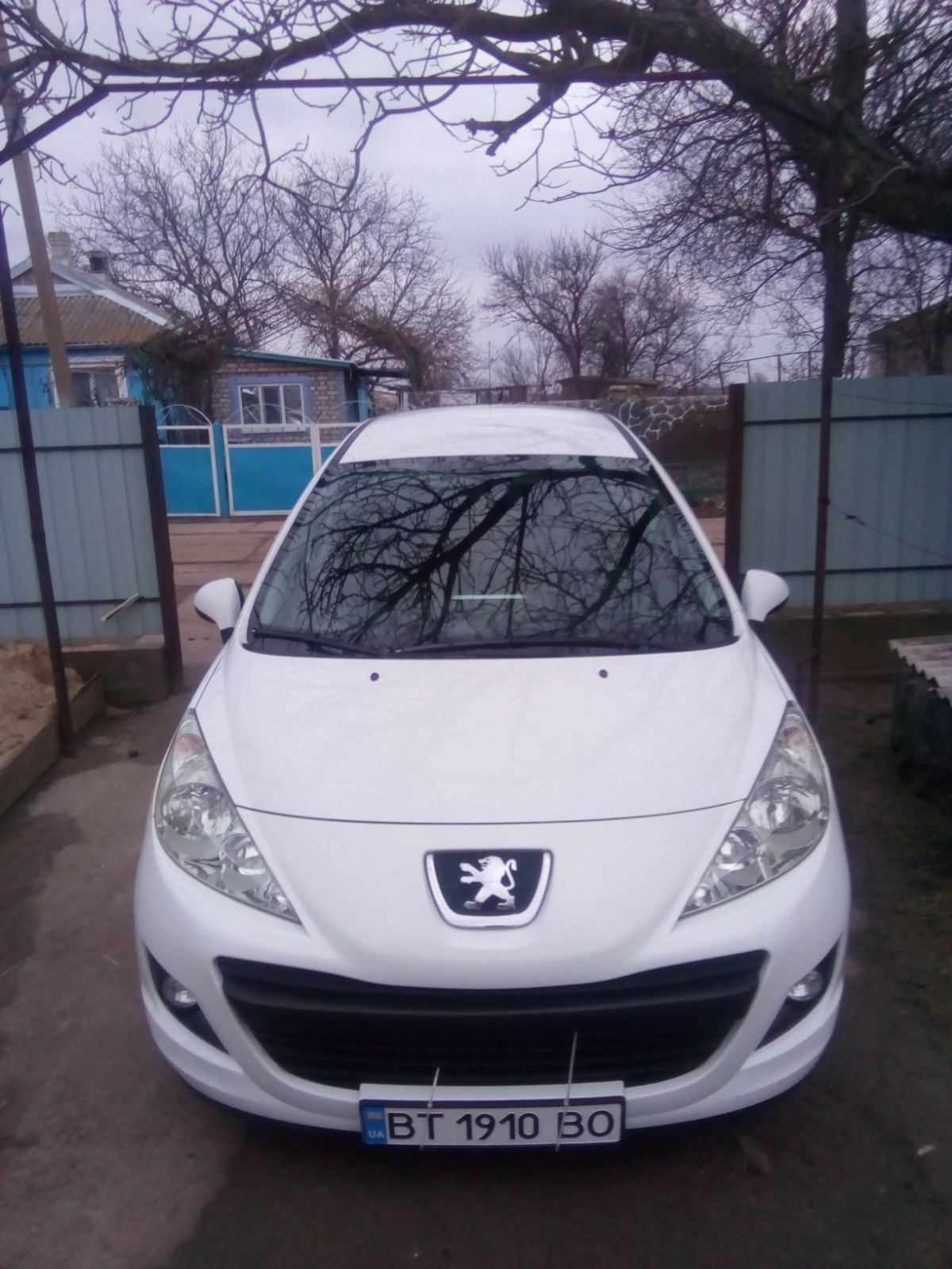 Авто Peugeot 207 sw