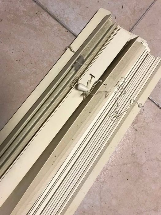 Estore persiana veneziana em madeira