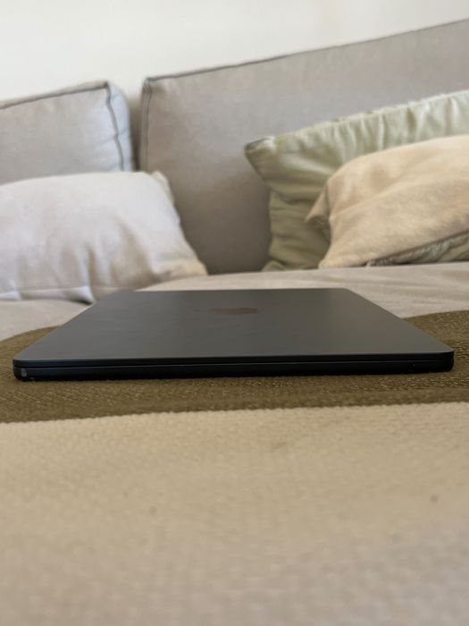 MacBook Air M2 (2022) 8GB