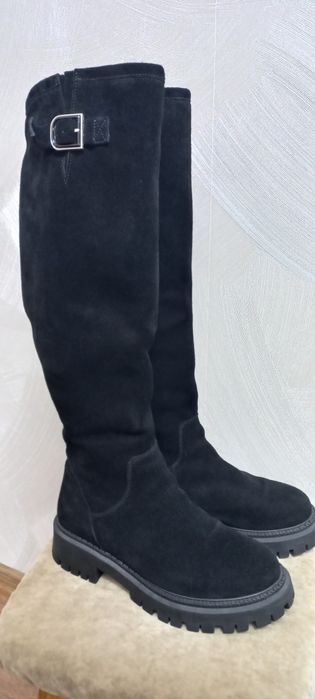 Чоботи чорні замшеві, жіночі