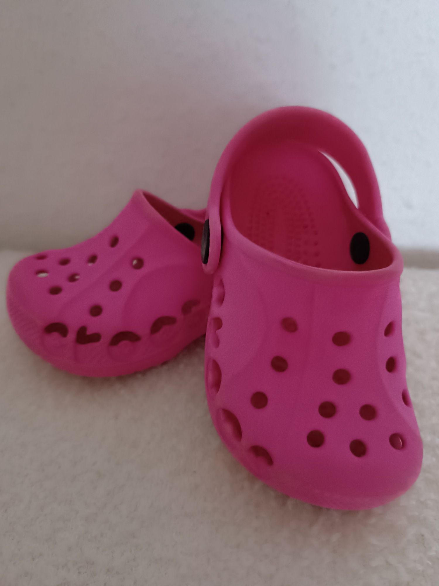 Sandały klapki basenowe croksy croks 20-21 crocs