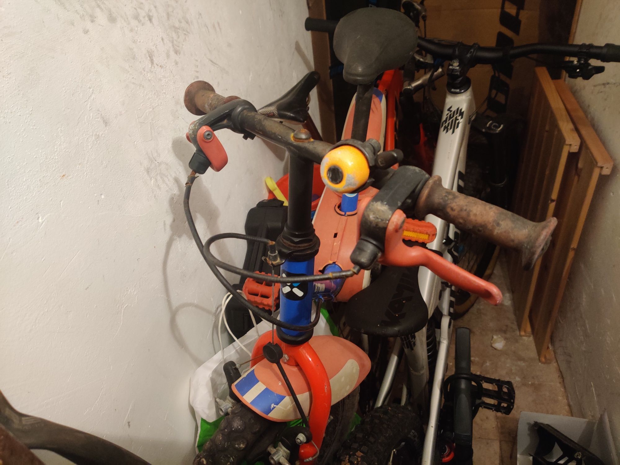 Bicicleta de criança com pedais da Btwin