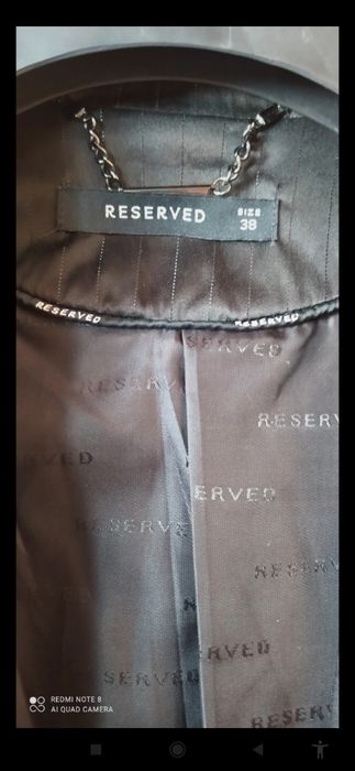 Czarny żakiet wieczorowy Reserved