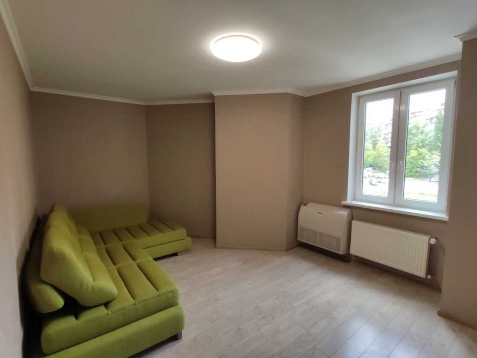 Продаж 4-к квартири. Раїси Окіпної, 8. 3 пов. Русанівка. Лівобережна