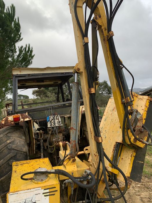 Tractor Lomborgini 4x4 Mafra