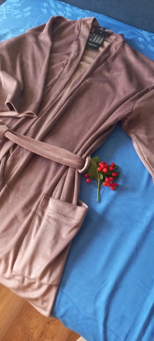 Жіночий велюровий халат, розмір M,L XL