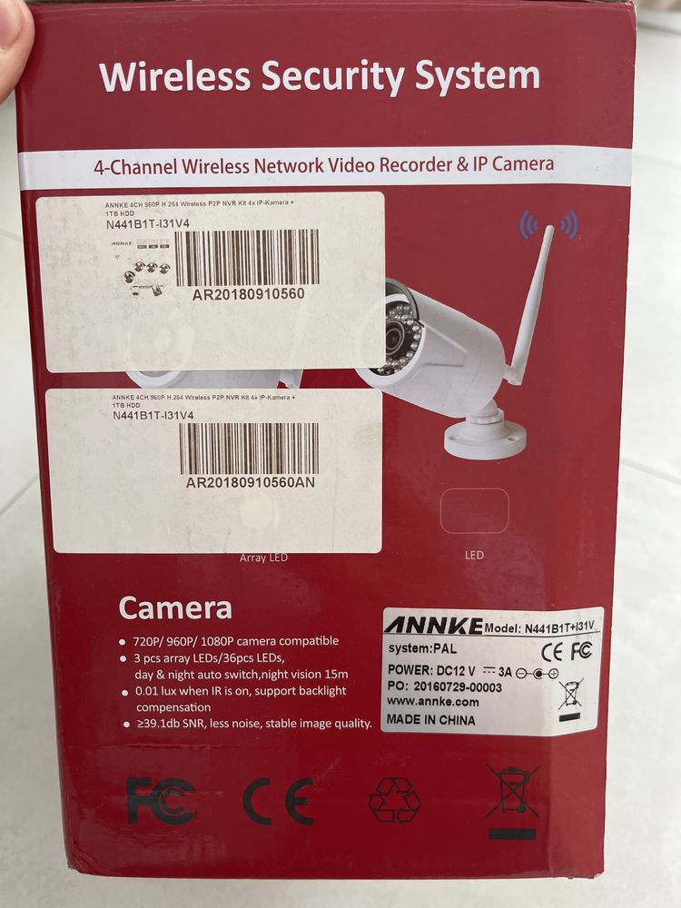 Zestaw monitoringu ANNKE x4 kamery WiFi + rejestrator z dyskiem 1 TB