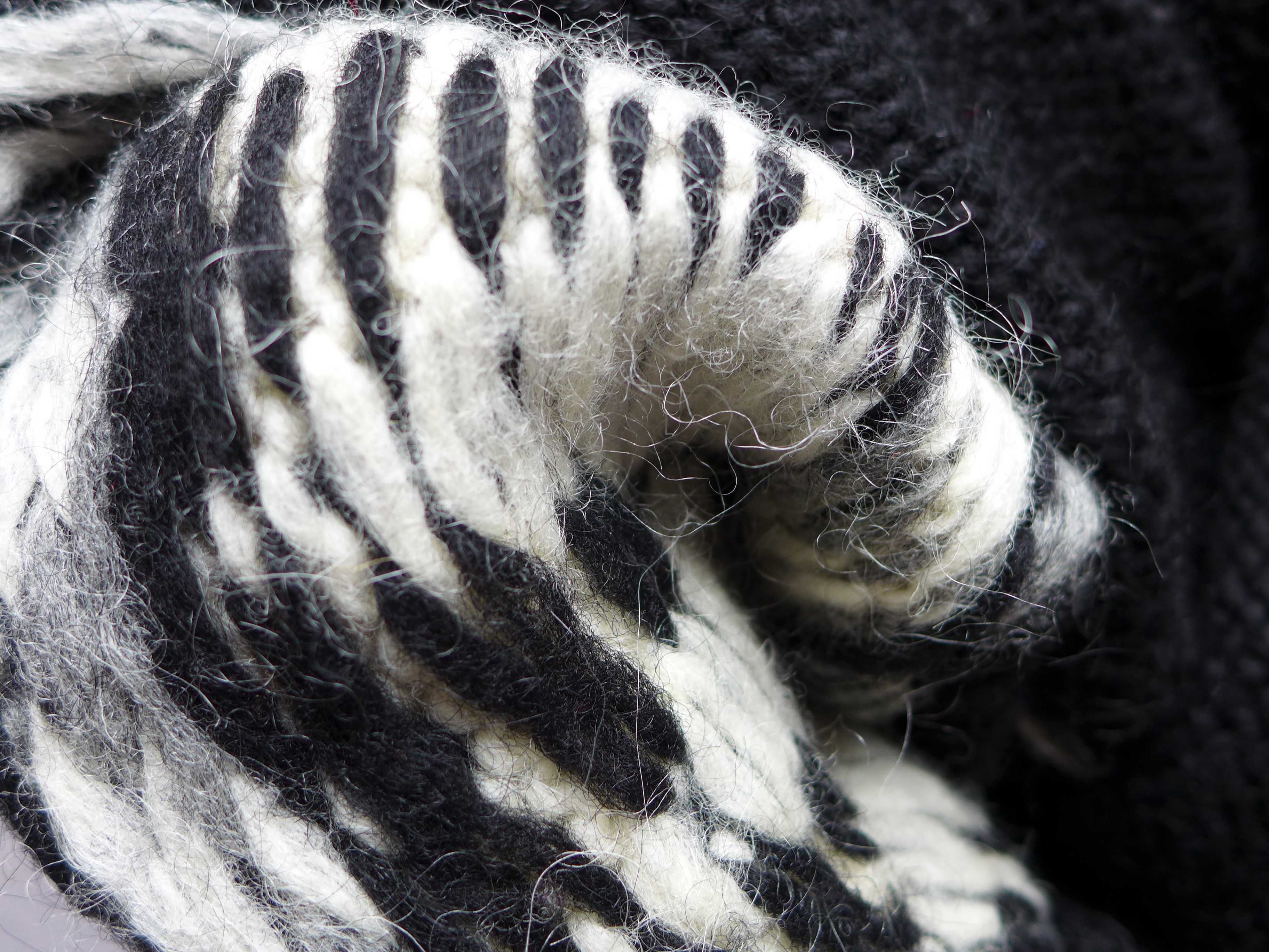 Handmade Wełniany Sweter LOPAPEYSA islandzki norweski 36 S Wełna LOPI