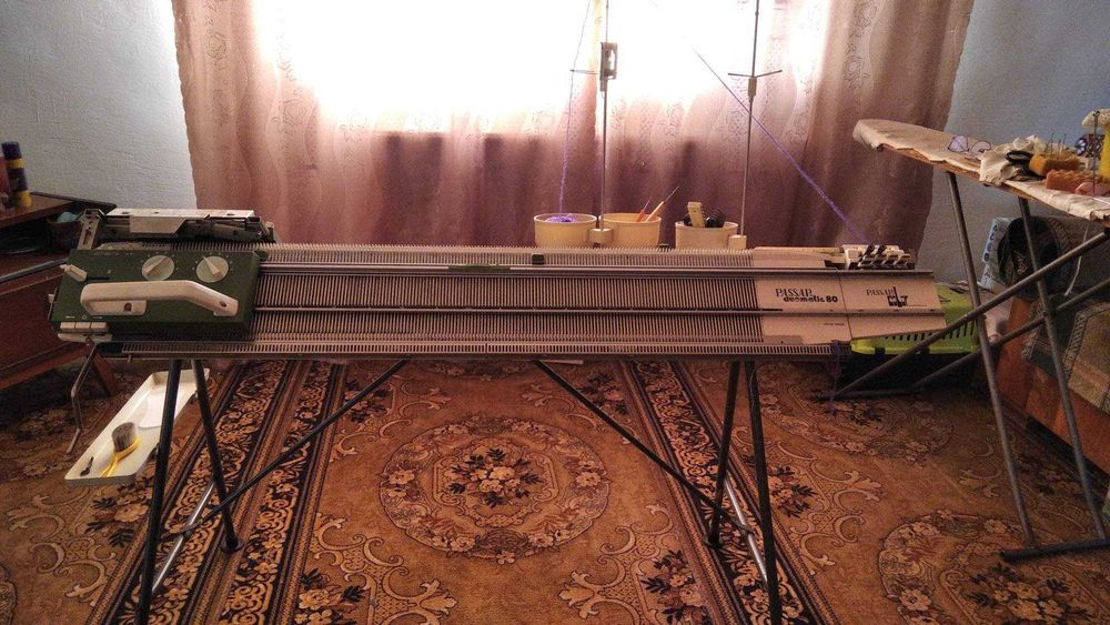 перфокарточна вязальна машина ПАССАП дуоматик 80