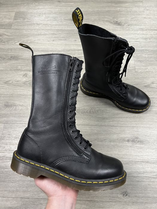 Dr. Martens 9733 высокие ботинки кожаные