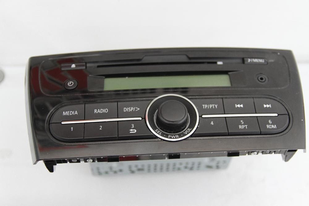 Radio fabryczne Mitsubishi Space Star 2014+