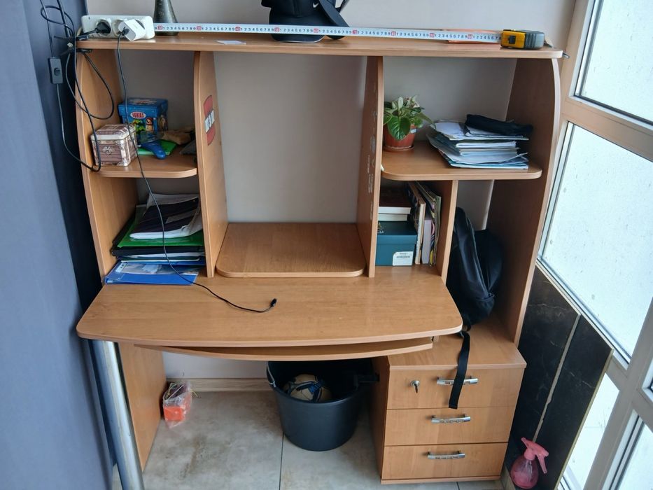 Стол письменный скмовывоз