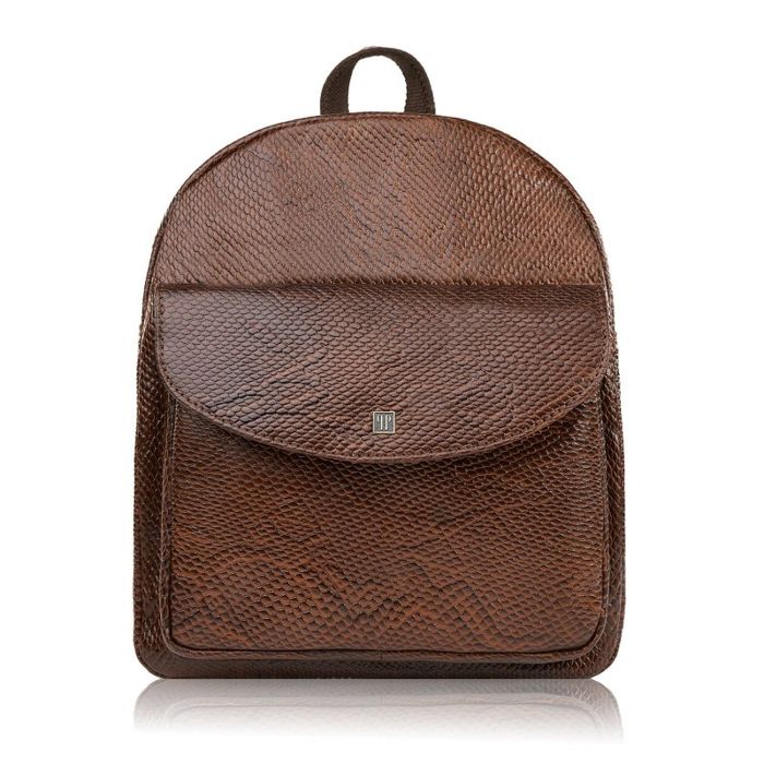 plecaczek damski skórzany brązowy wężowy wzór mały miejski plecak