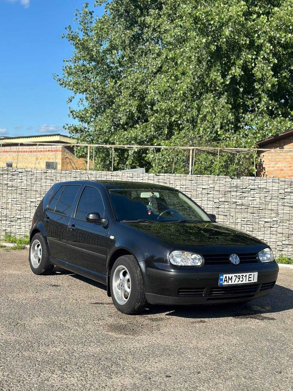 Volkswagen Golf 4 (4 года в одних руках пригнан с Люксембурга)
