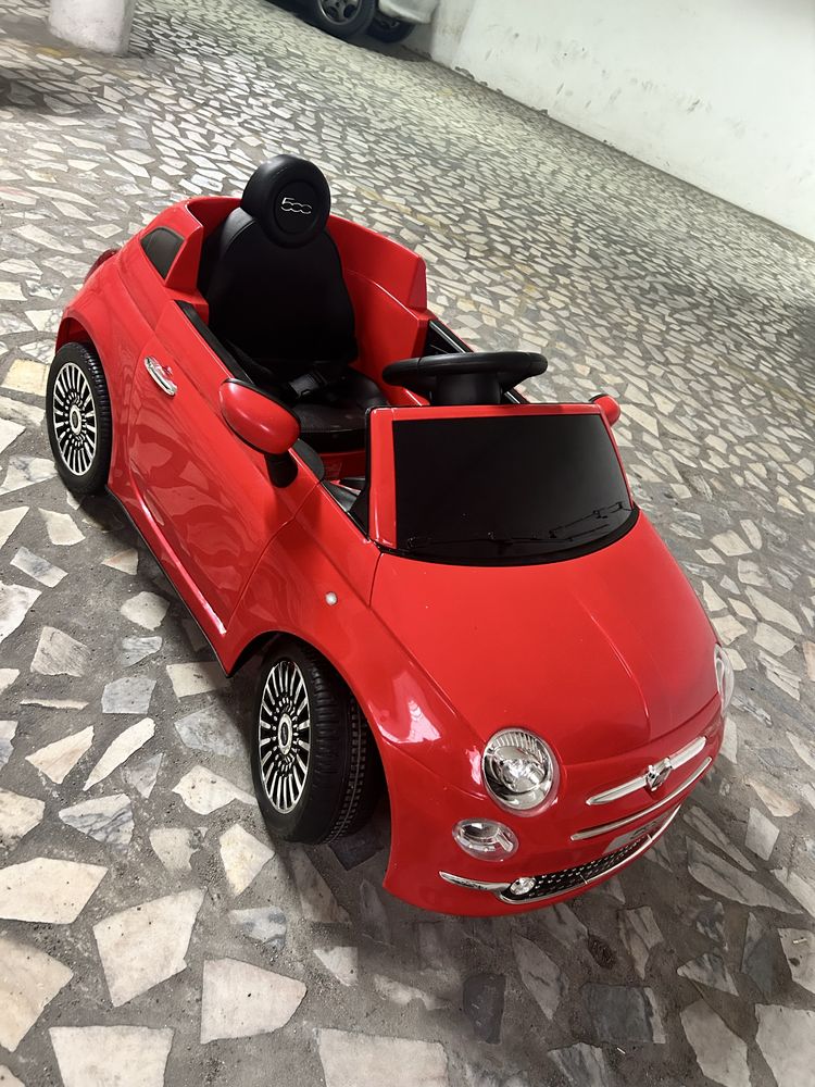 Vendo carro de criança