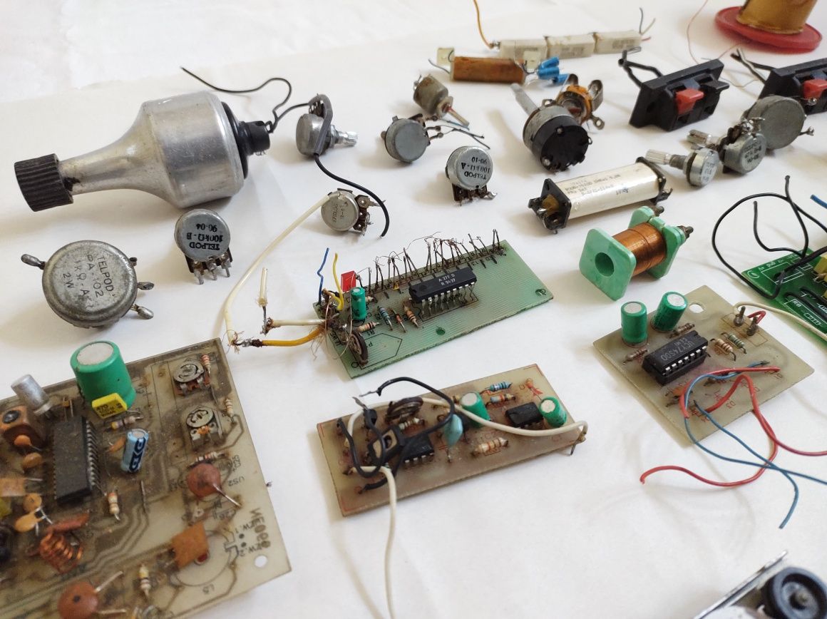 Części elektroniczne zestaw radio amatora serwisanta układy scalone