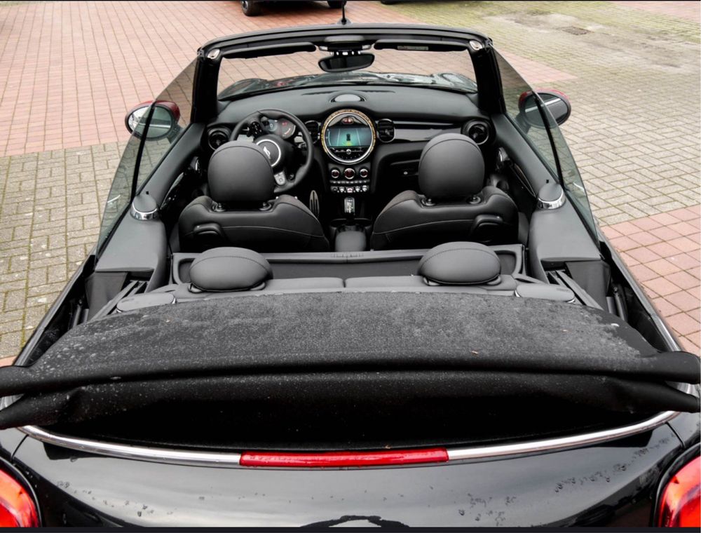 Mini john cooper works cabrio full extras 2022