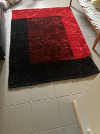 Tapete quarto preto e vermelho 1,20 por 1,60