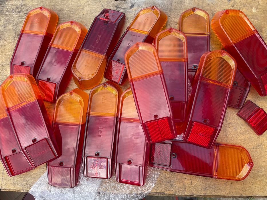 стекло заднего фонаря ваз 2102