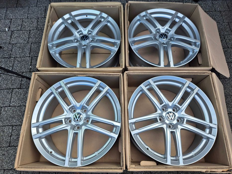 Felgi 18 VW Tiguan I II III Golf 6 7 8 Passat B6 B7 B8 B9 Touran T-Roc