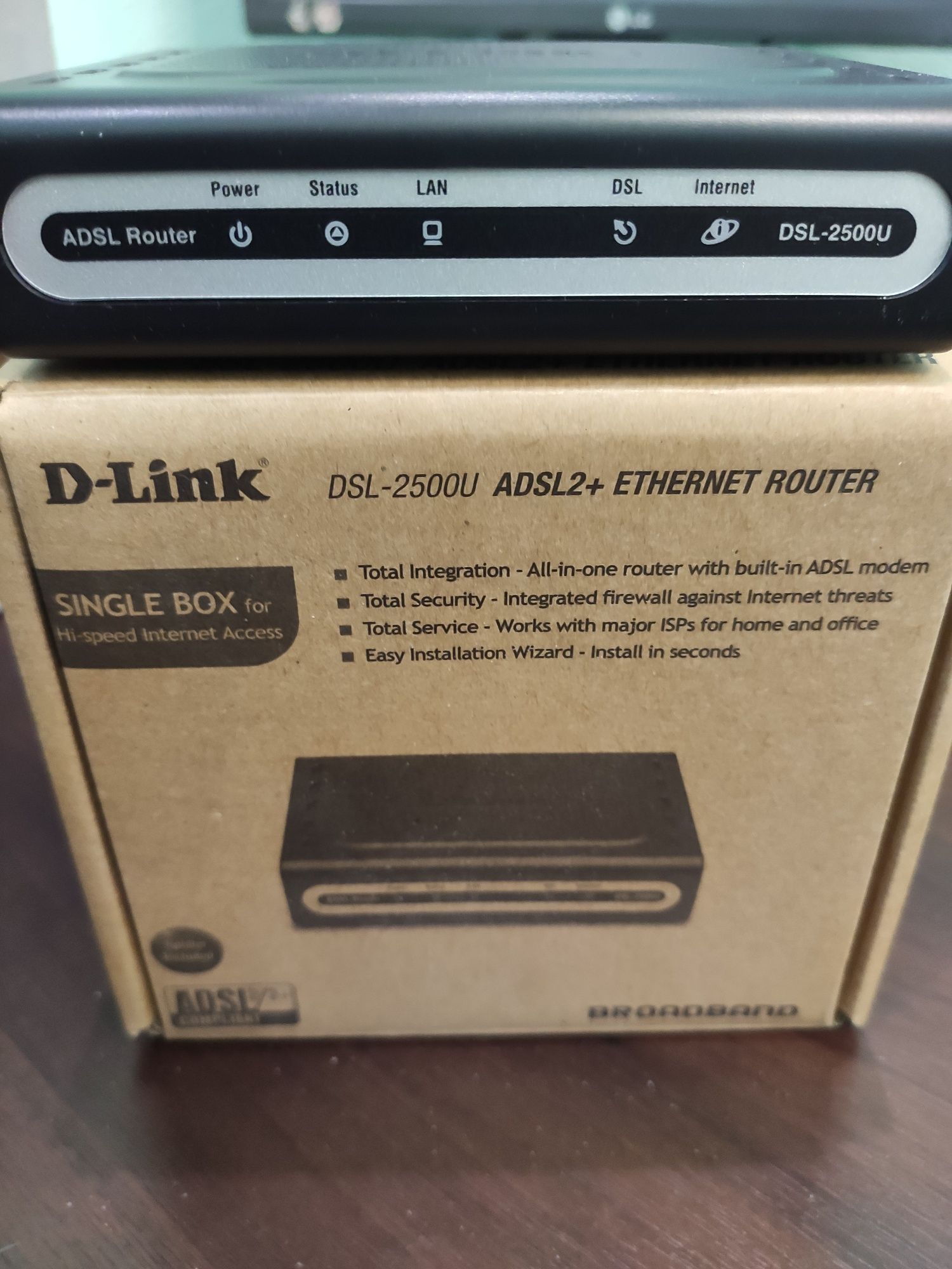 Интернет роутер D-Link DSL-2500U ADSL2+
