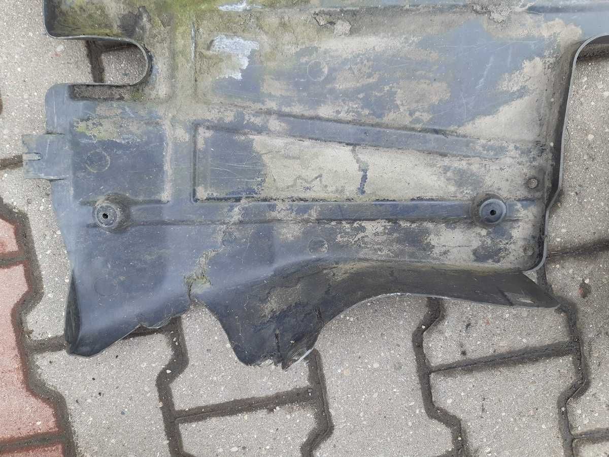Osłona silnika pod silnik Vw Passat B4 3A0'825235E
