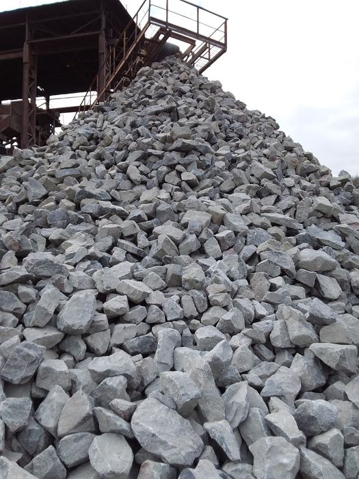 Щебень,Песок, камень,отсев,глина чернозем,дрова,вывоз мусора, доставка