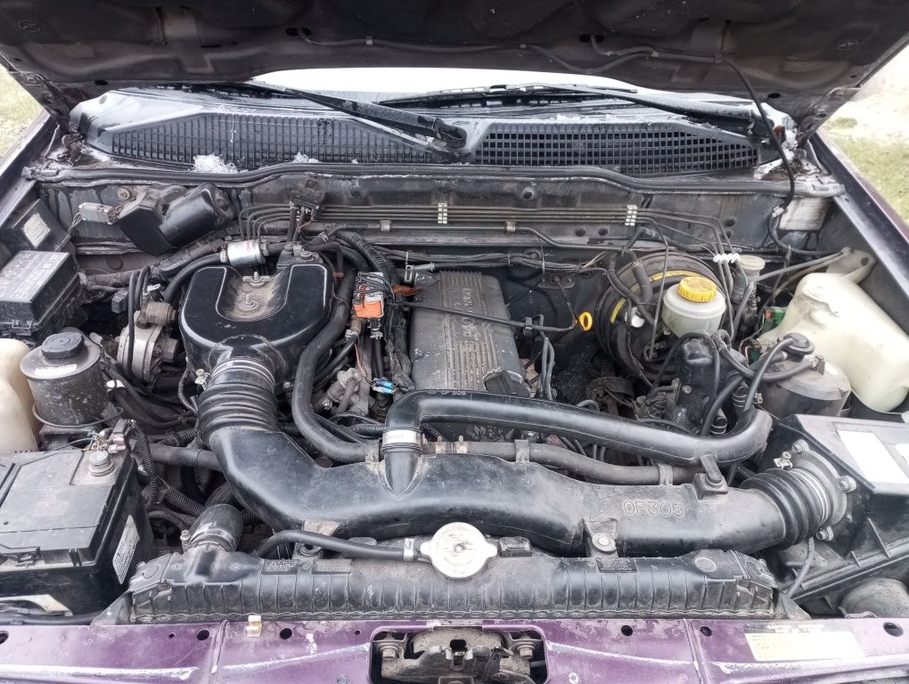 Ford Maverick 2.4 b+g