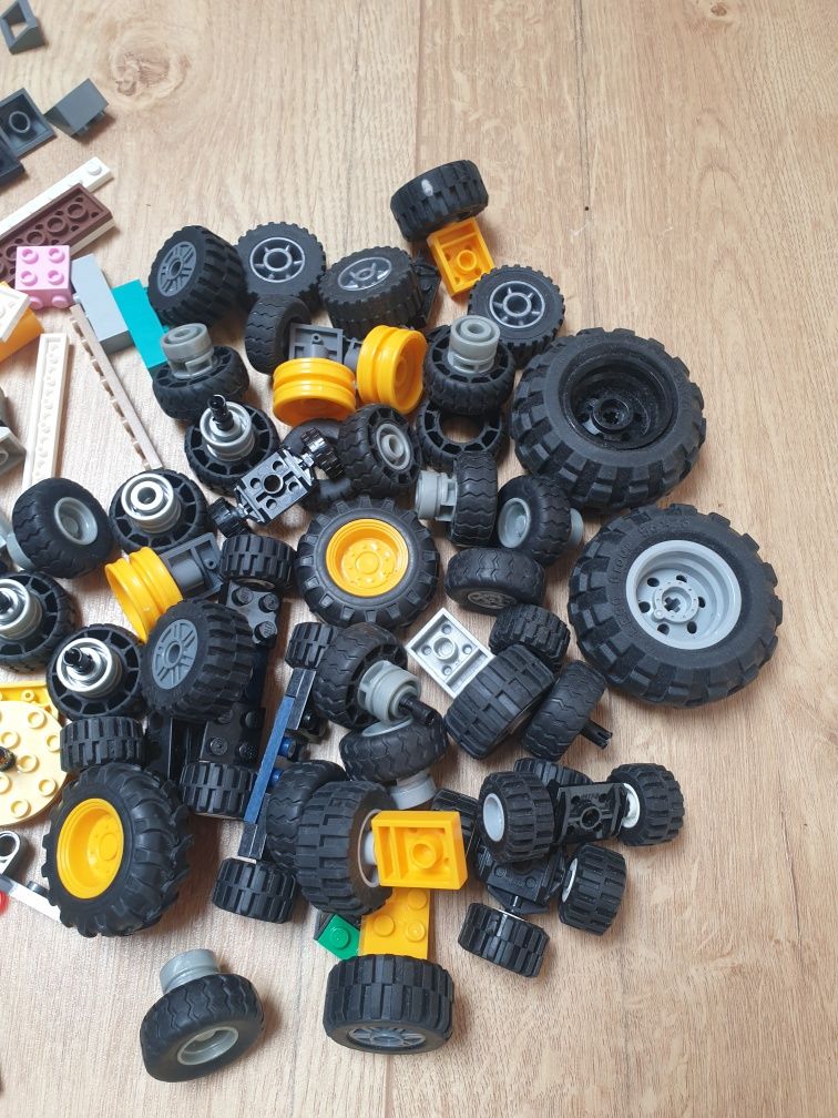 Klocki lego dużo