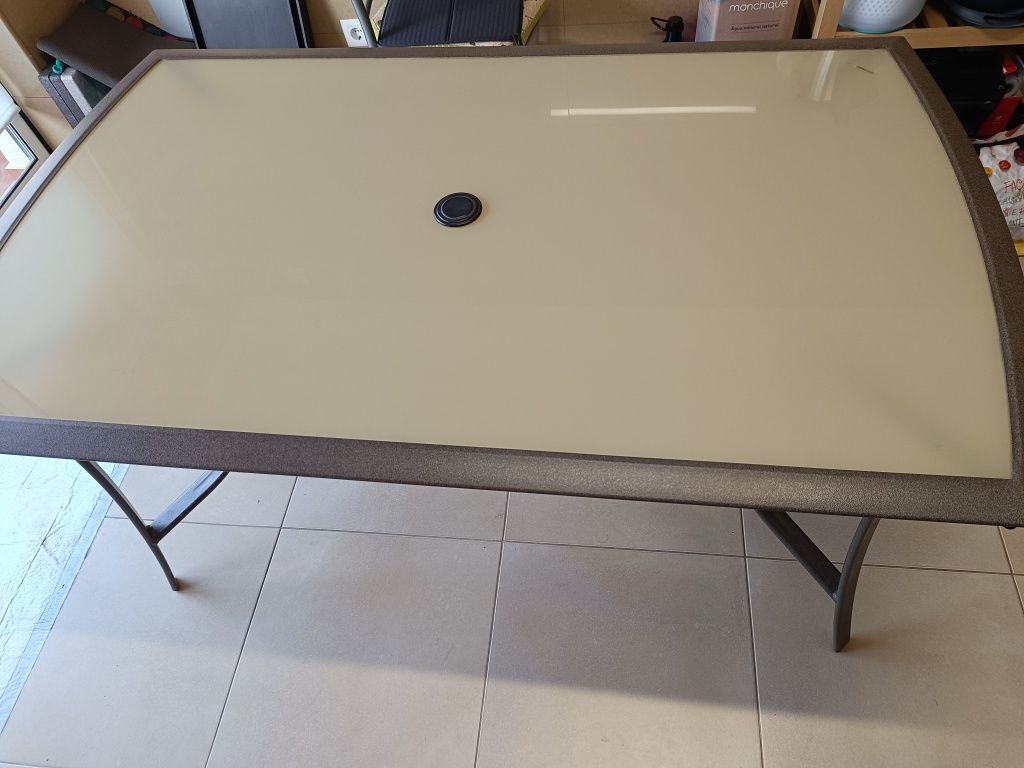Mesa de Vidro Jardim