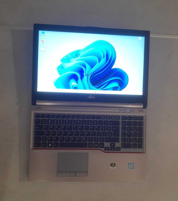 Wydajny laptop do gier - 15,6", Intel i7, Nvidia, 32GB, 2000GB