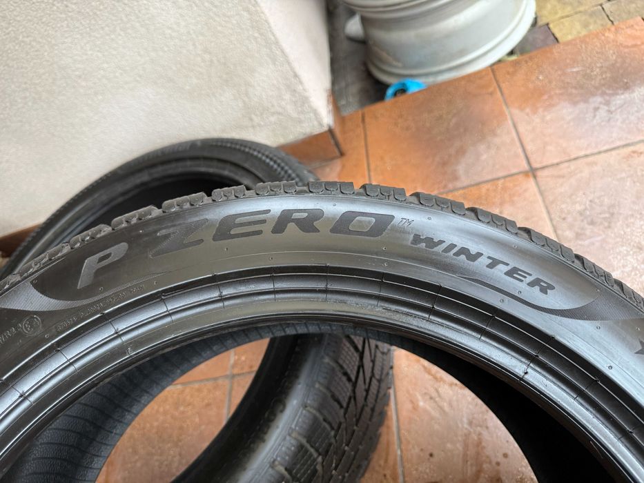 255-45 R20 105V Pirelli Pzero Winter (bmw) 2024 розпаровка 1шт
