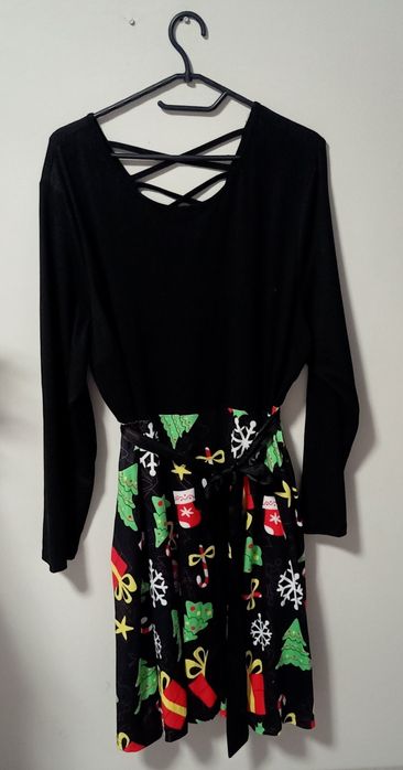 Świąteczna sukienka, odkryte plecy czarna boże narodzenie święta 4 xl