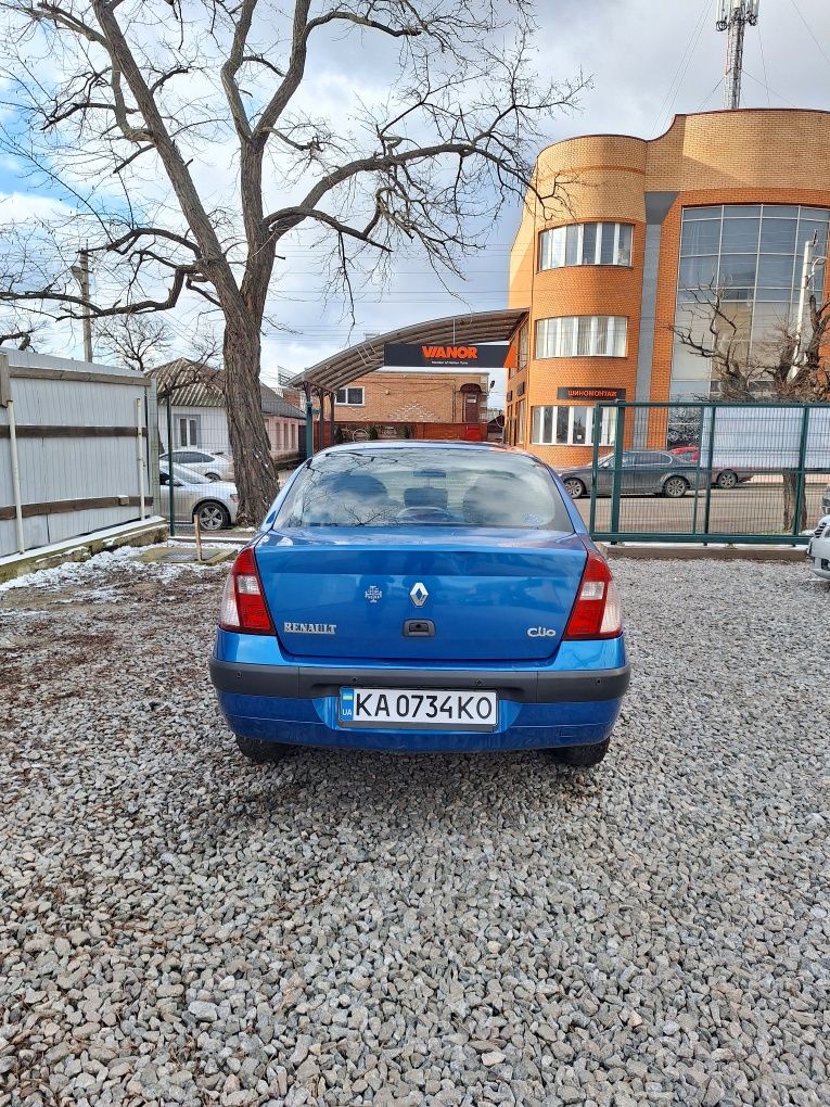 Renault Clio 2005 год , 1.4 бензин на автомате